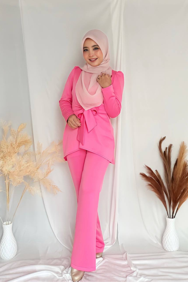 Amelie Pant Set - Barbie Pink - Image 2