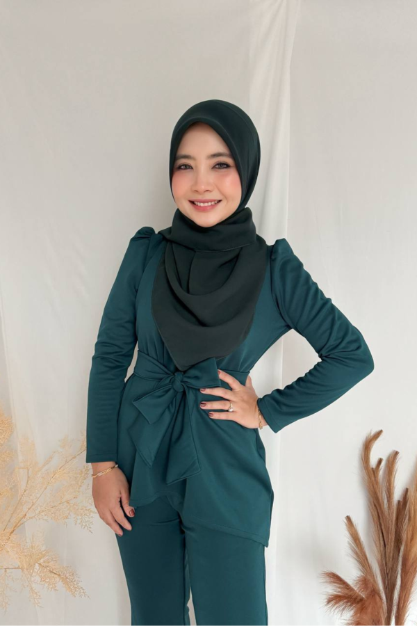 Amelie Pant Set - Emerald - Image 3
